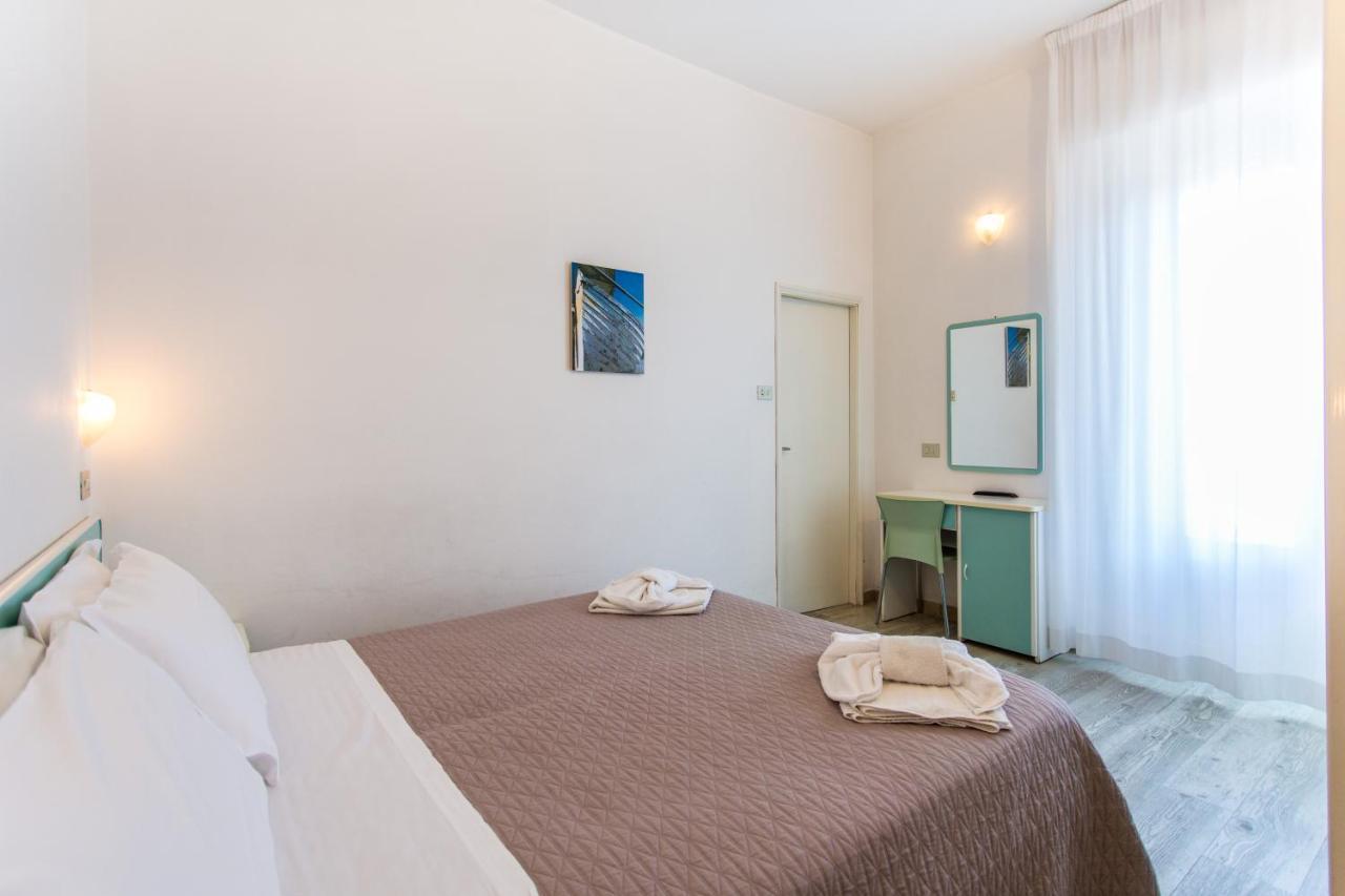 Hotel Savana Rimini Zewnętrze zdjęcie