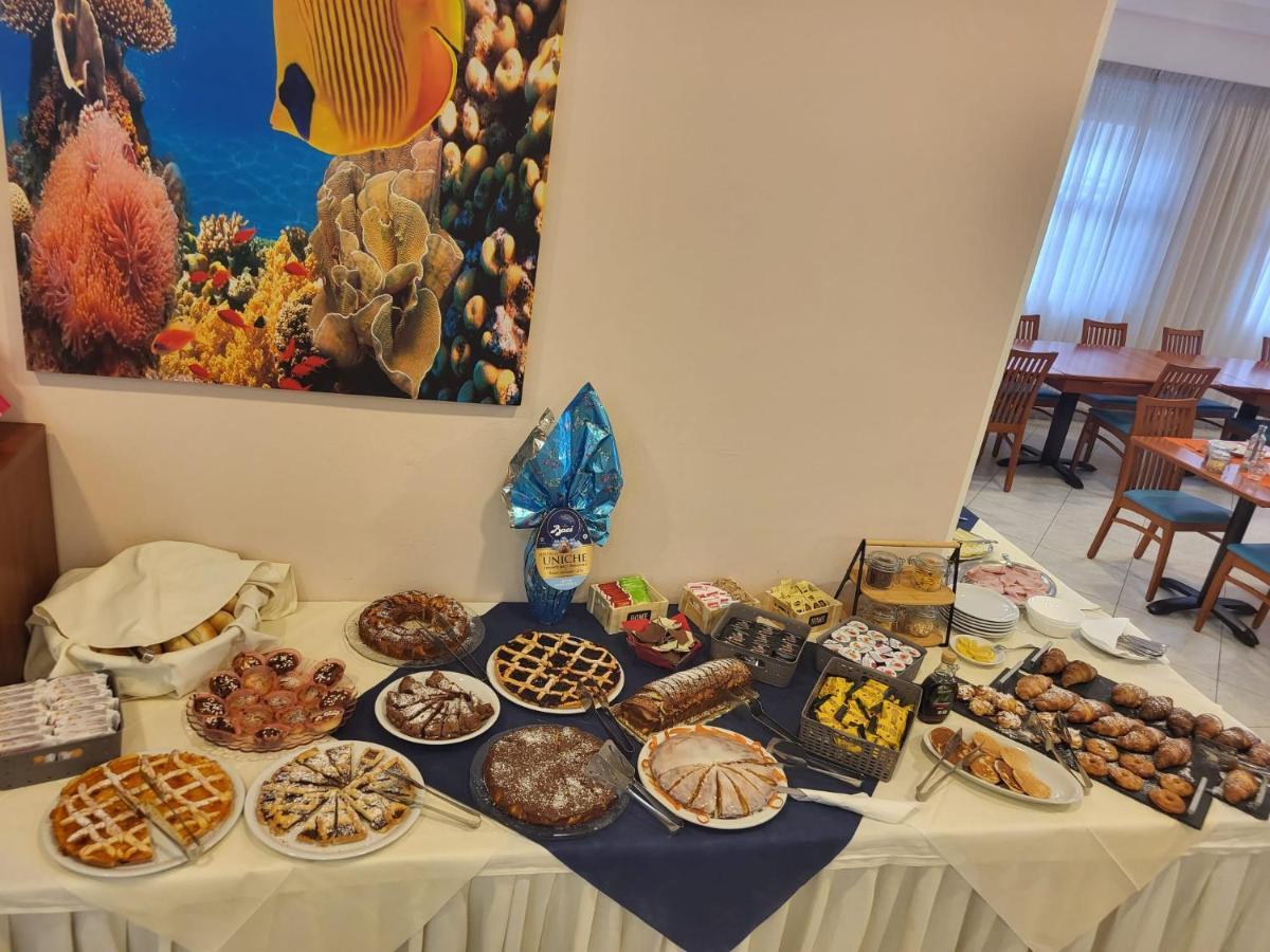 Hotel Savana Rimini Zewnętrze zdjęcie